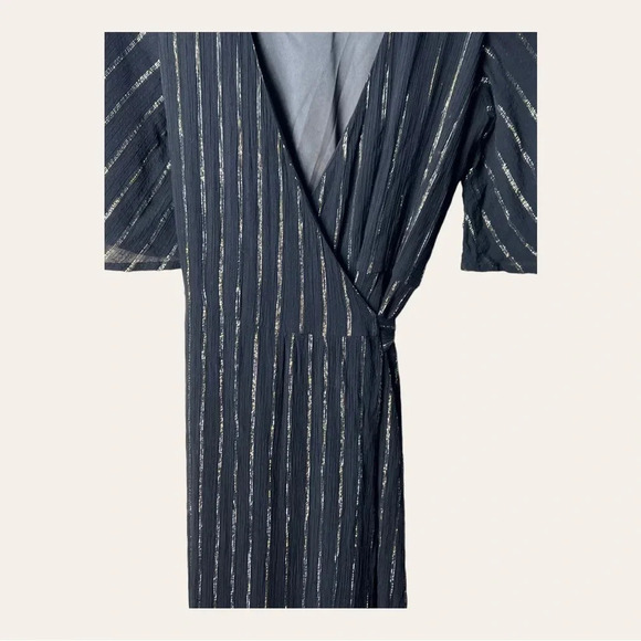 0408. MODCLOTH WRAP DRESS MAXI LENGTH BLACK WITH GOLD/SILVER IN COLOR STRIPES - Picture 5 of 15
